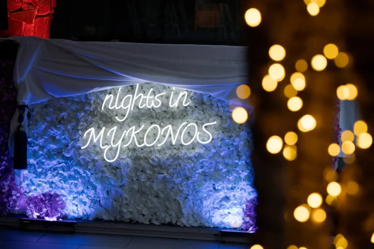 Vibeapple Nights in Mykonos